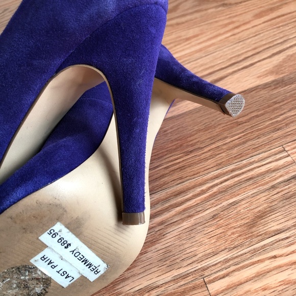 Steve Madden Remedy leather Upper Suede Heels 6M. - Picture 6 of 7